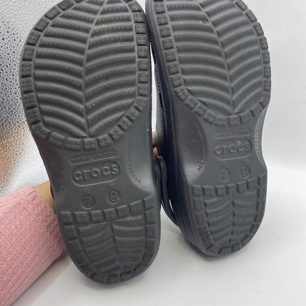 Crocs Winter Lined Clog Men's Size 7 Womens Size 9 - Picture 14 of 15